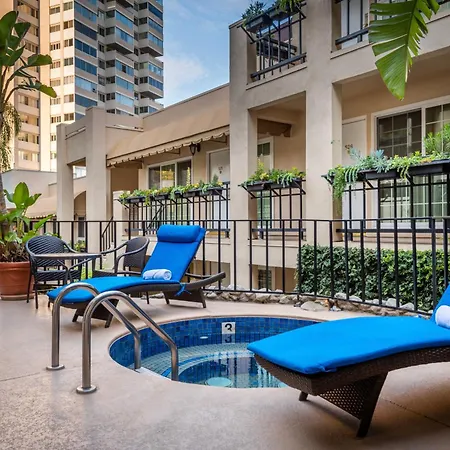 Beverly Hills Plaza Hotel & Spa-2