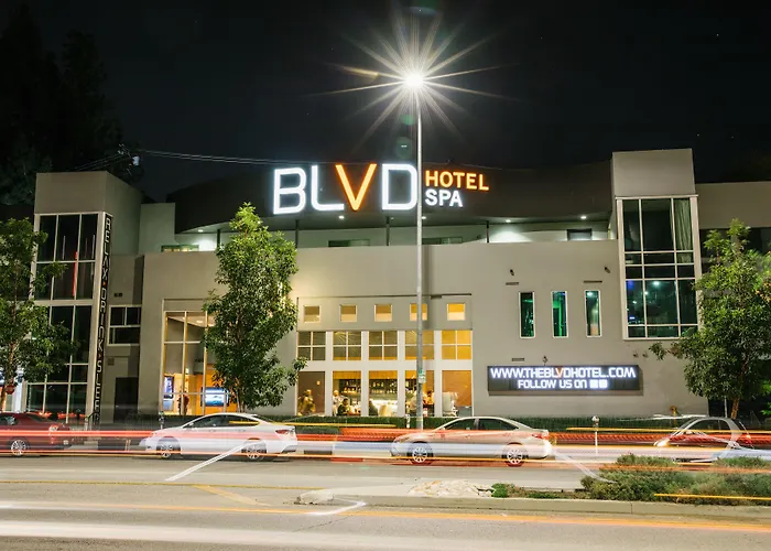 Blvd And Studios Universal-Hollywood, An Ascend CollectionSpa Hotel